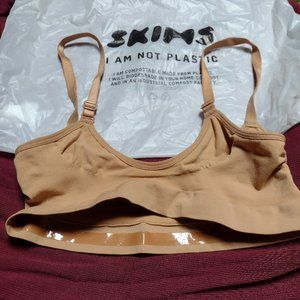SKIMS sculpting bralette L/XL